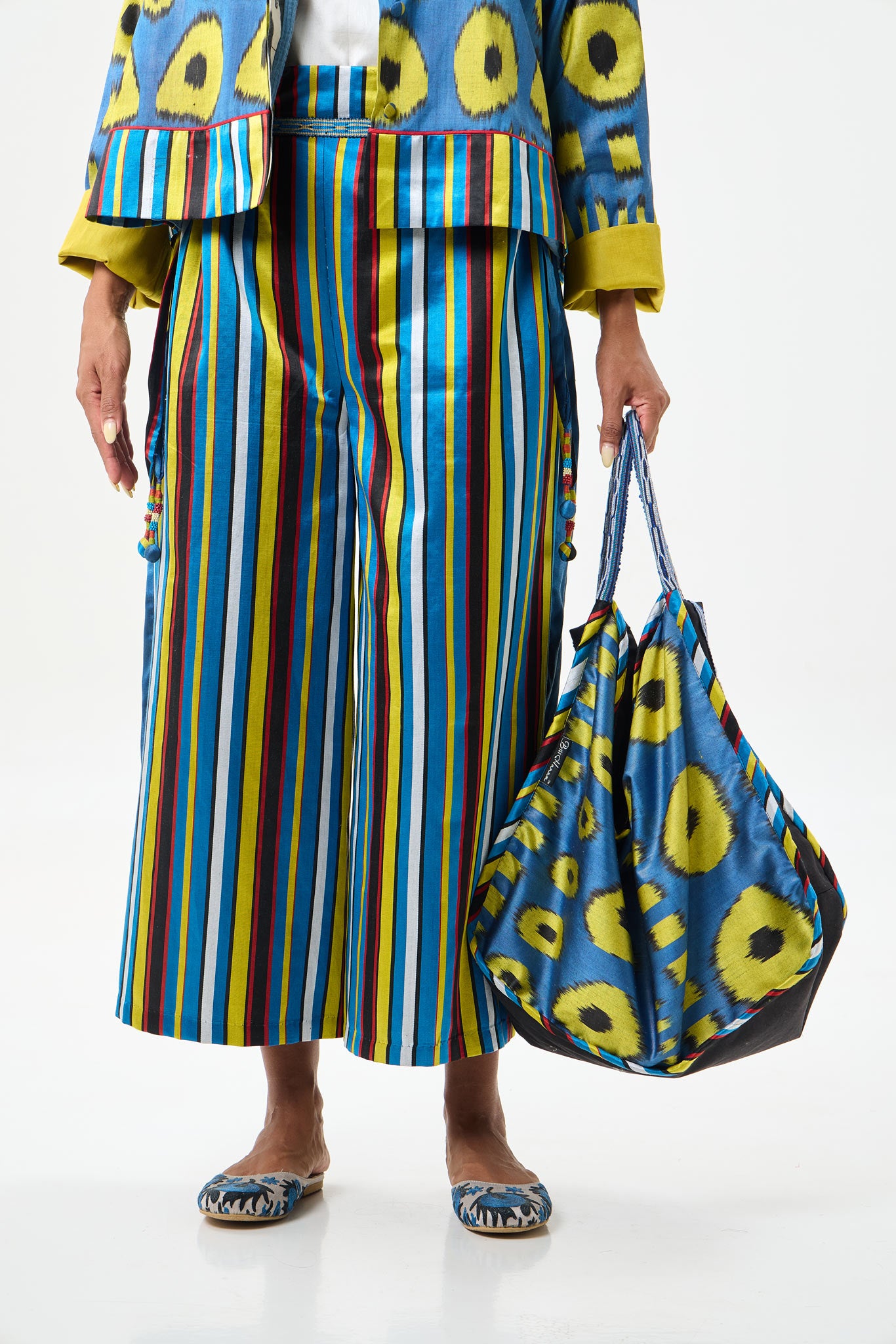 LARGE SILK IKAT COMBO HOBO BAG