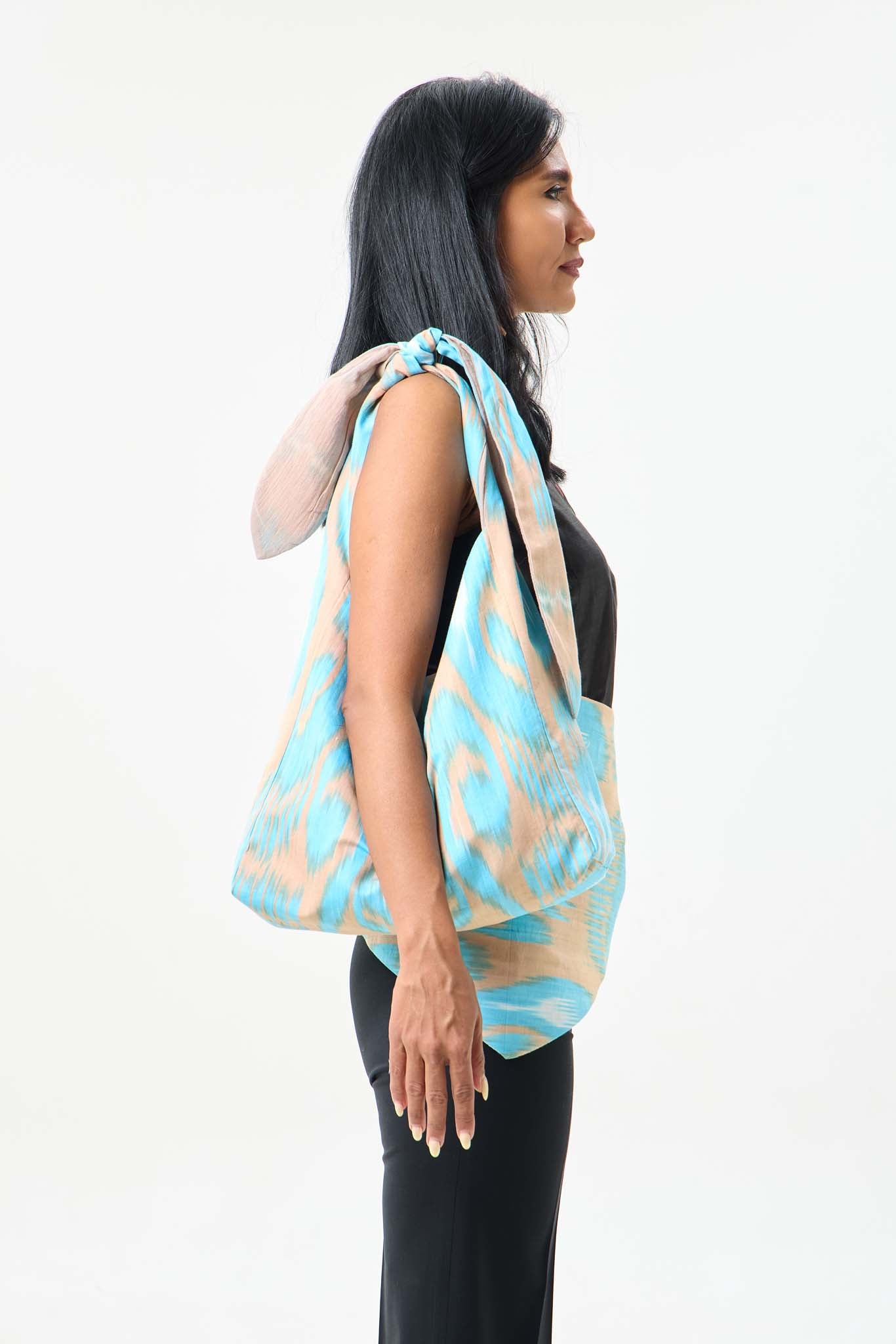 IKAT SHOPPER