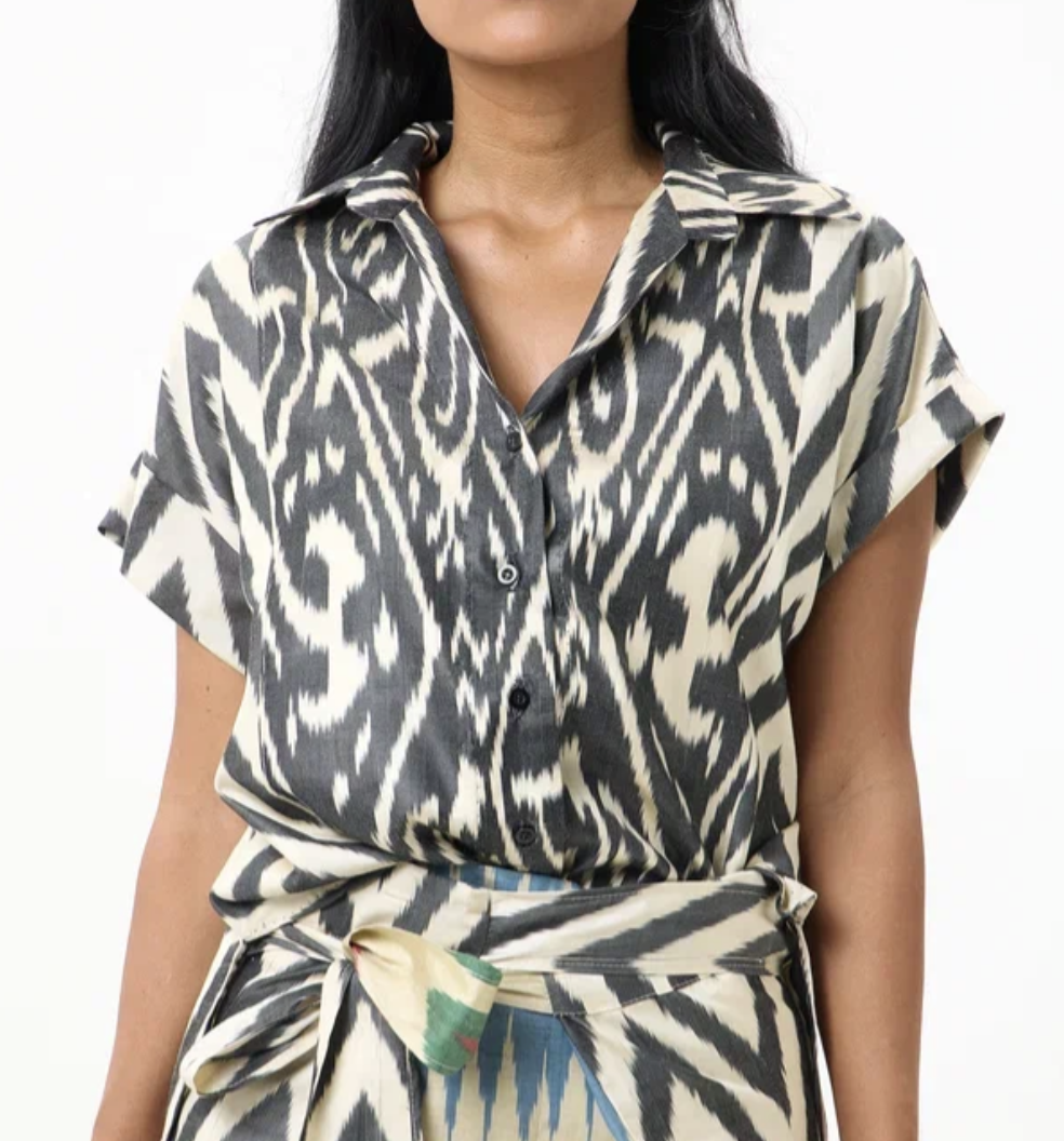 DROP SHOULDER COMBO SHIRT