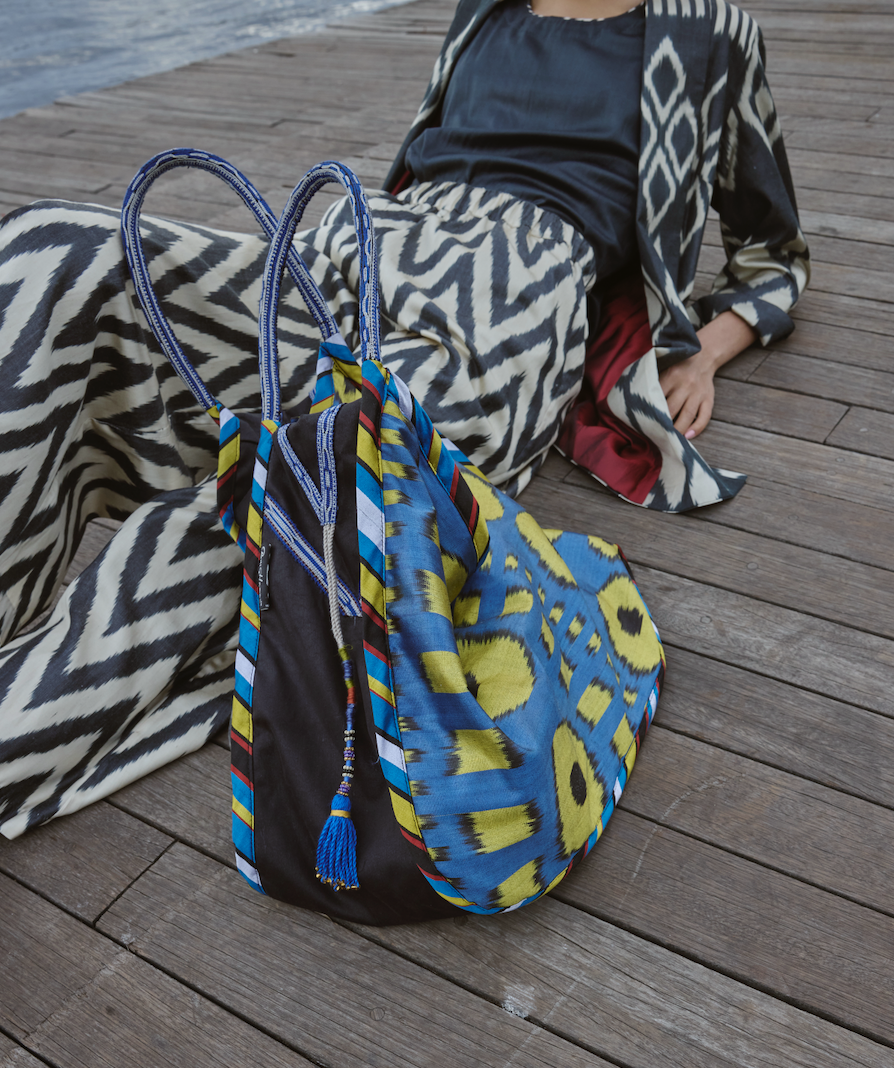 LARGE HOBO BAG