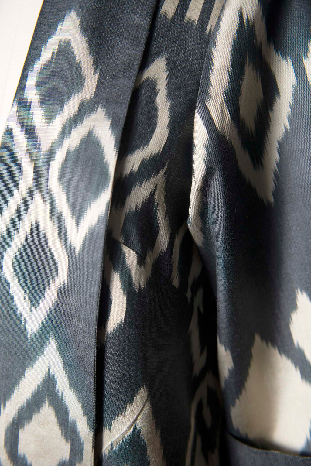 SILK IKAT SHAWL COLLAR JACKET
