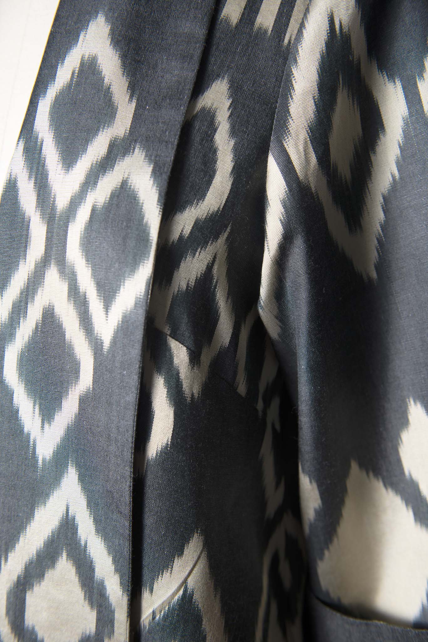 SILK IKAT SHAWL COLLAR JACKET