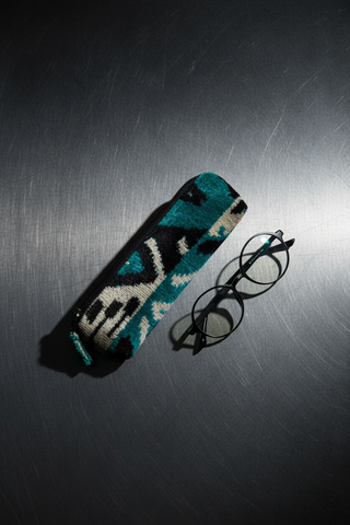 SILK IKAT VELVET EYEWEAR CASE